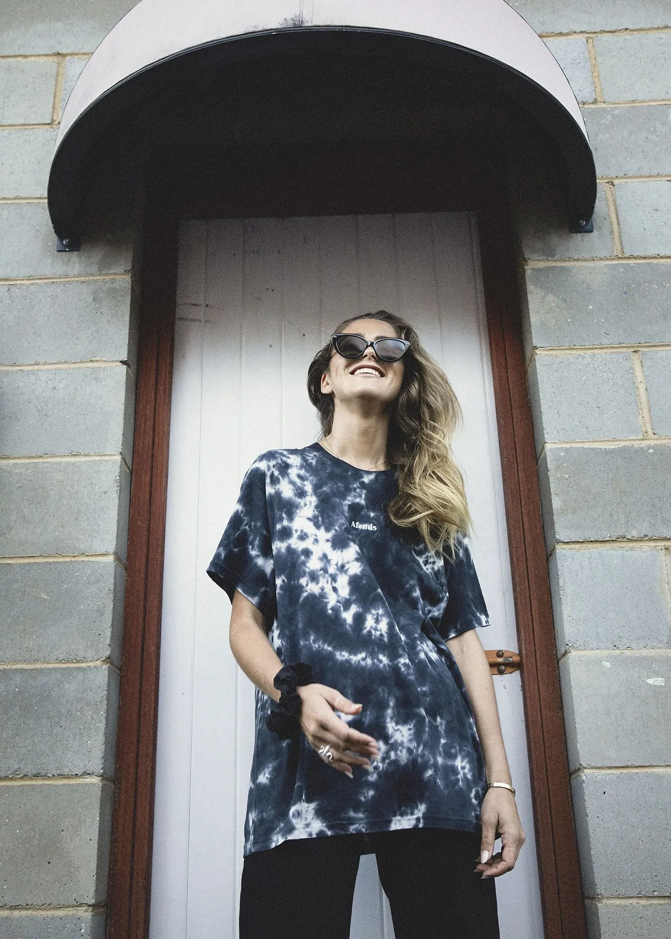 Afends Womens Freedom - Oversized Tee - Black Tie Dye