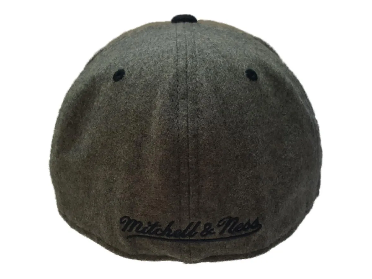 Cleveland Cavaliers Mitchell & Ness Gray Structured Fitted Flat Bill Hat (7 3/8)