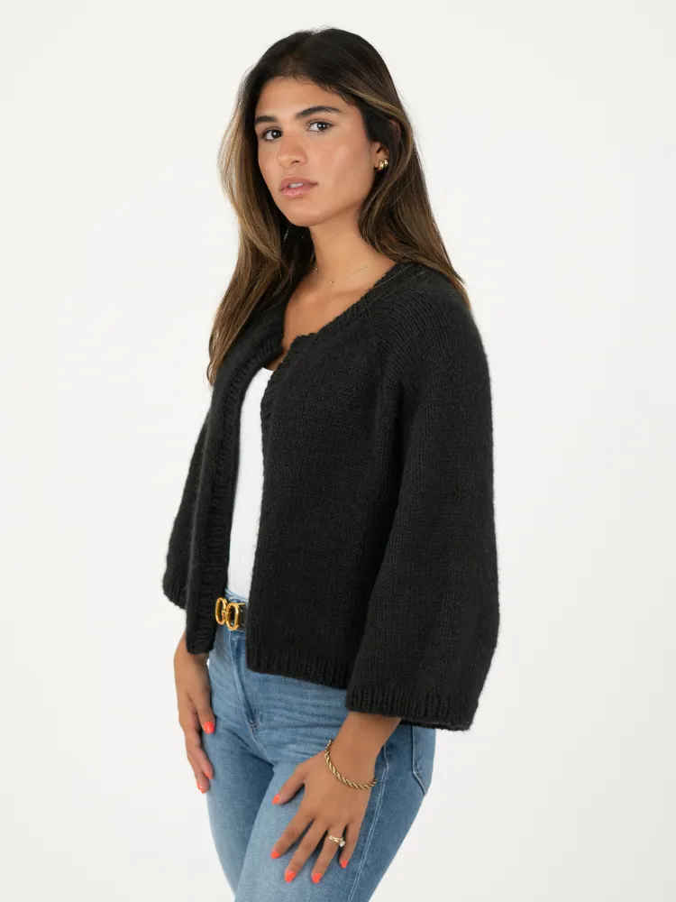 Cropped Classic Cardi