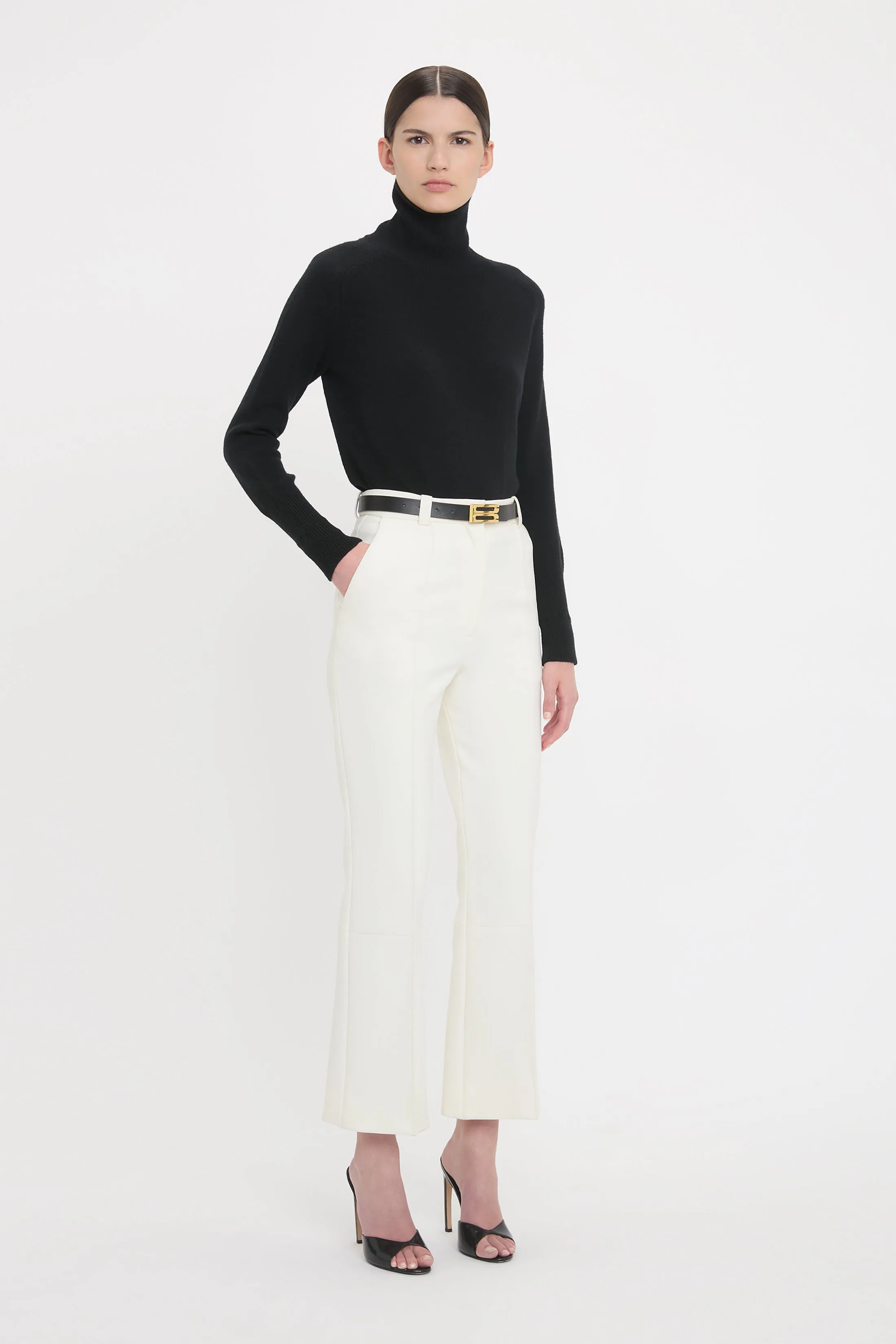 Cropped Kick Trouser In Ivory