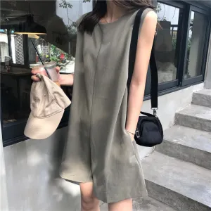 Elegant Gray Black Sleeveless Loose Romper Jumpsuit