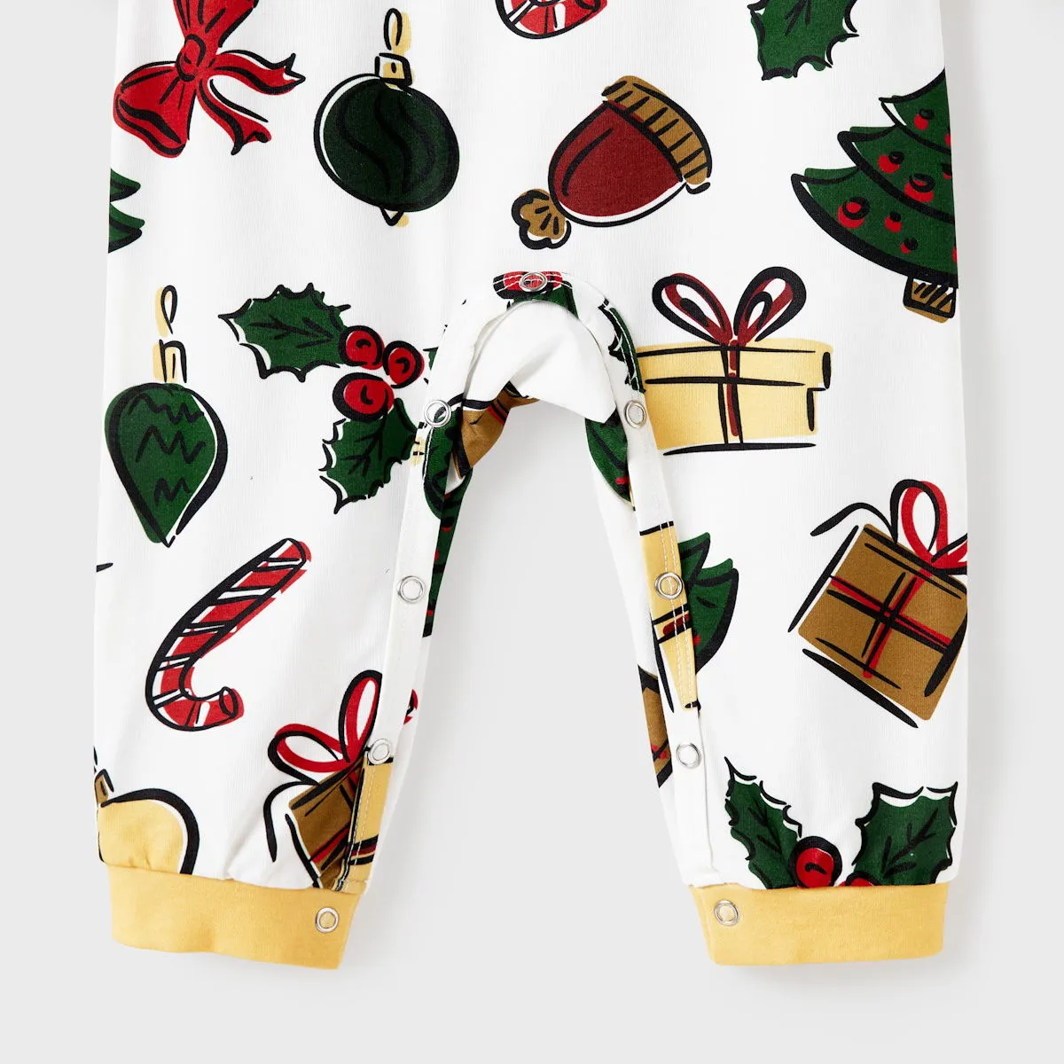 Family Christmas Pajamas Allover Xmas Pattern Gifts Bell Hat Bowknot Christmas Tree Candy Canes