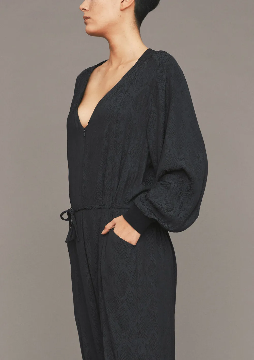 JUMPSUIT LONG OVERSIZED - JACQUARD SATIN black snake