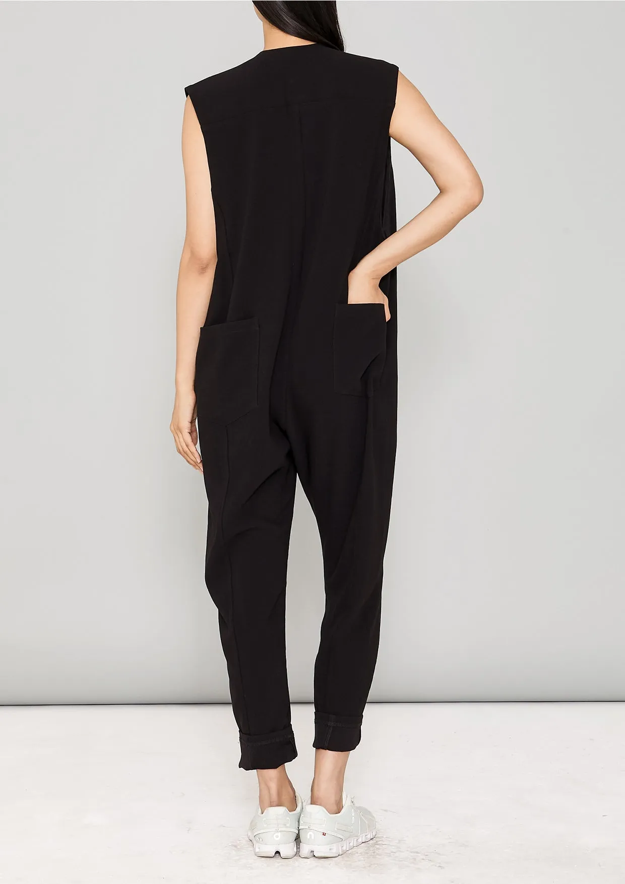 JUMPSUIT SLEEVELESS - HEAVY DRAPING black