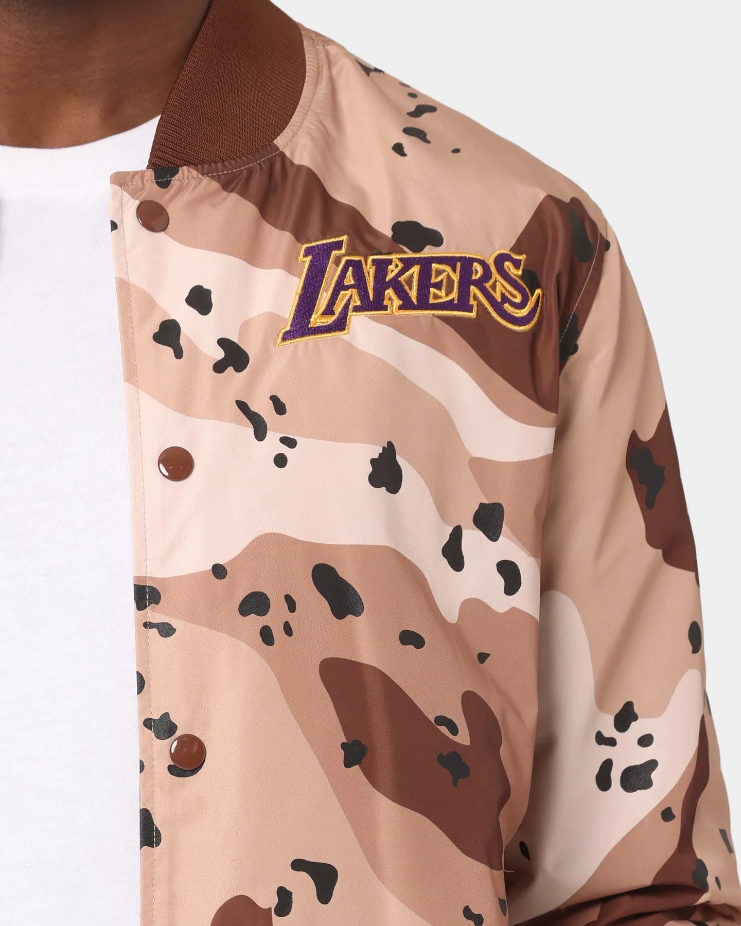 Mitchell & Ness Los Angeles Lakers Camo Ref Jacket Sand Camo