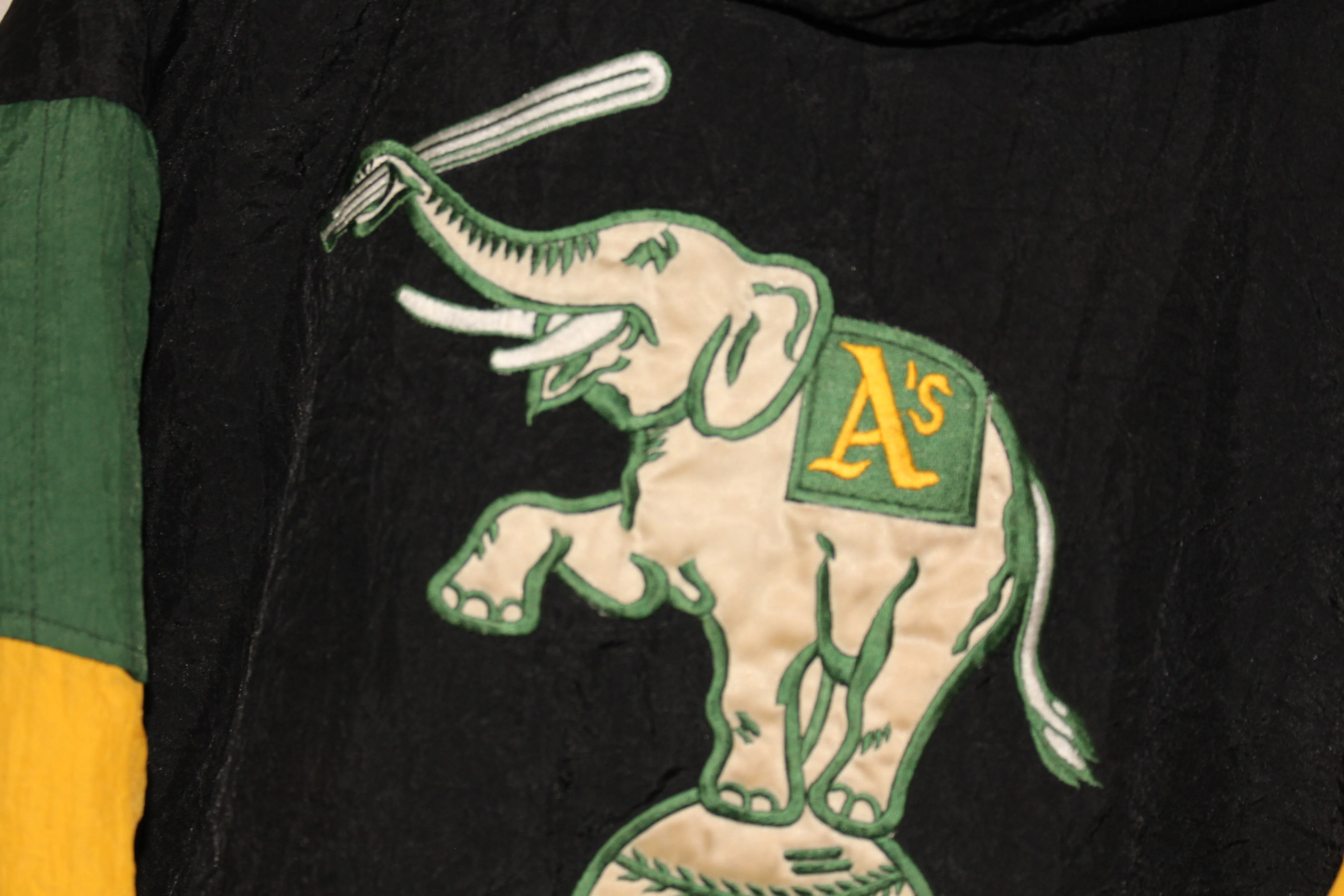 Rare Oakland Athletics Starter Pullover (L)